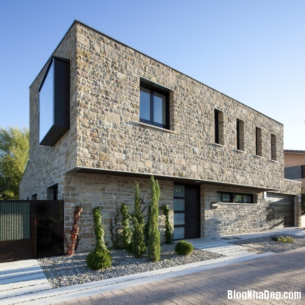 DG210314 19 600x600 Ngôi nhà truyền thống được xây bằng đá sa thạch ở Tây Ban Nha
