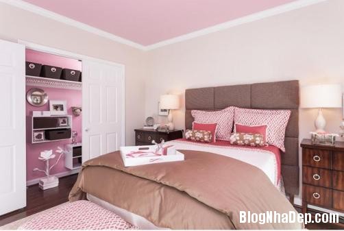 phong ngu mau hong 5 Nhẹ nhàng quyến rũ với gam màu hồng tô điểm phòng ngủ