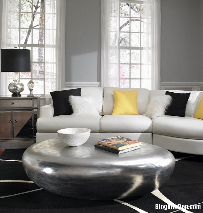 file 00415 Kết hợp màu xám và vàng trong trang trí nội thất phòng khách