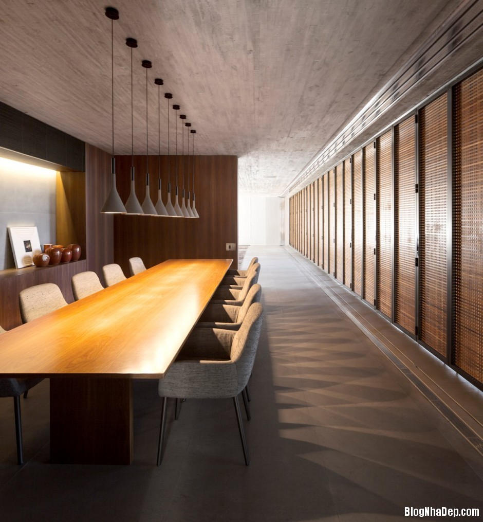 21 Modern dining suite Biệt thự đẹp tinh tế được chế tác từ gỗ và tre