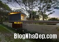370992 a Ngôi nhà gỗ tọa lạc giữa khung cảnh thiên nhiên yên bình của vùng biển Palm Beach, ngoại ô Sydney