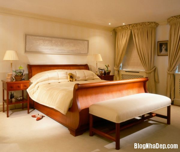 88b626794edd63e3a71c231dc4a7e11a Những mẫu thiết kế giường sleigh bed cho phòng ngủ thêm ấm áp