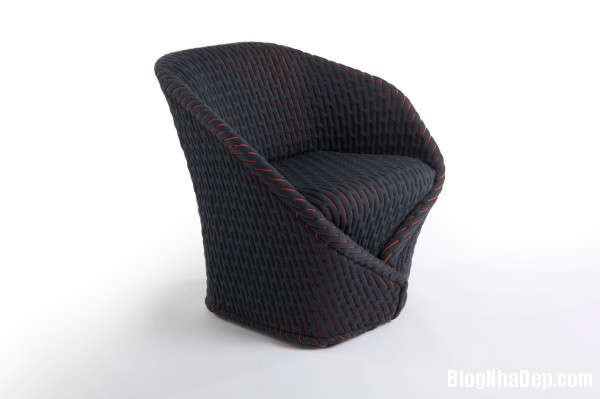 7714a0df22e3a03e26d20e8202662d9a Talma Lounge Chair   Chiếc ghế độc đáo có thể mặc áo