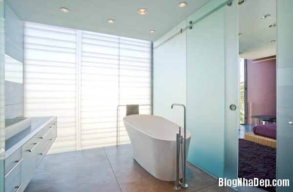 eddbb0ac9b819e361820b79806cabbc7 Thiết kế phòng tắm đơn giản theo phong cách minimalist