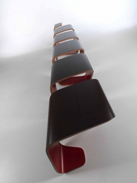 adn210814 8 450x600 Thiết kế độc đáo ghế băng chờ có mô hình phân tử ADN
