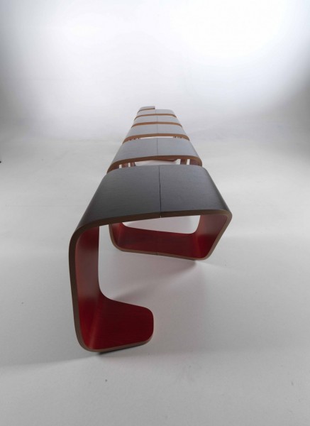 adn210814 9 437x600 Thiết kế độc đáo ghế băng chờ có mô hình phân tử ADN