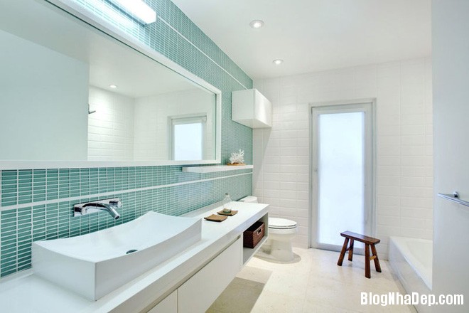 157 Phòng tắm xanh – trắng mát lịm thách thức cái nắng oi bức mùa hè