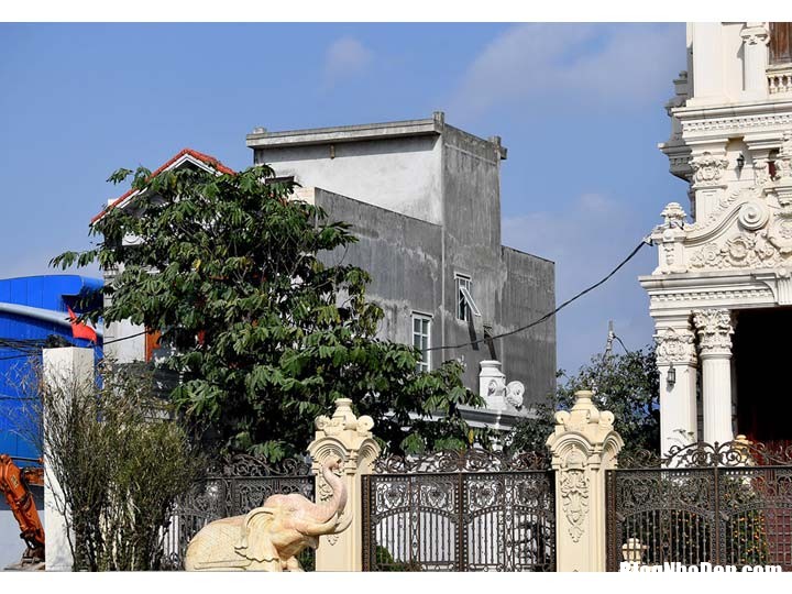 dai gia ninh binh 14 Tòa lâu đài nguy nga tại Ninh Bình bị nhầm lẫn với tòa nhà Quốc hội